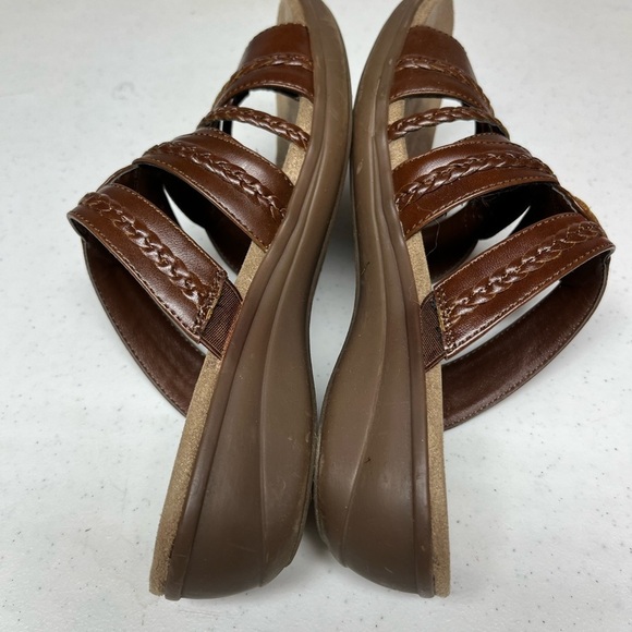 Yui Brown Slip On Sandals - Picture 6 of 10